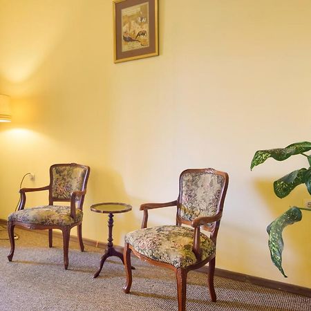 Hotel Stary Ratusz Kostomloty ภายนอก รูปภาพ